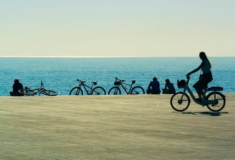 Vårkänslor i Barcelona när temperaturen stiger över 20 grader