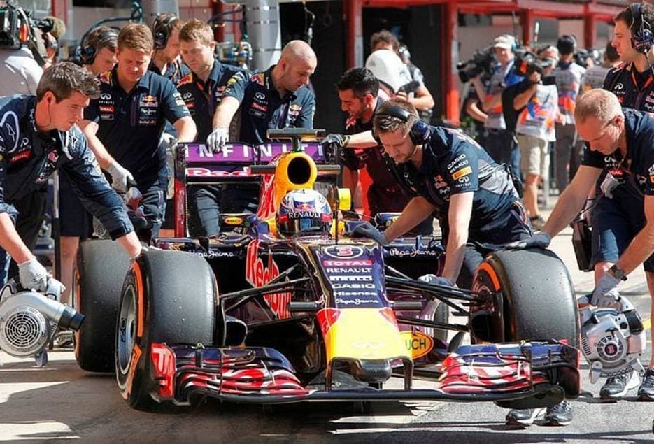 Så tar du dig till Formel 1 Barcelona - Transportguide till Circuit de Barcelona-Catalunya 2026