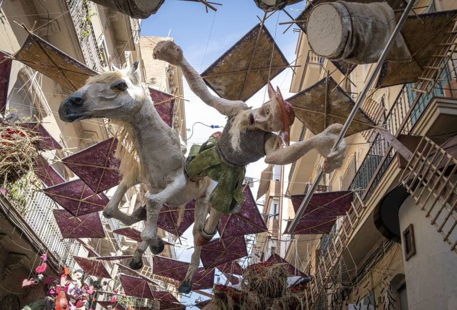 Guide till Gràcia Barcelona- Lokalt kvarter, Torg & Tips 2026