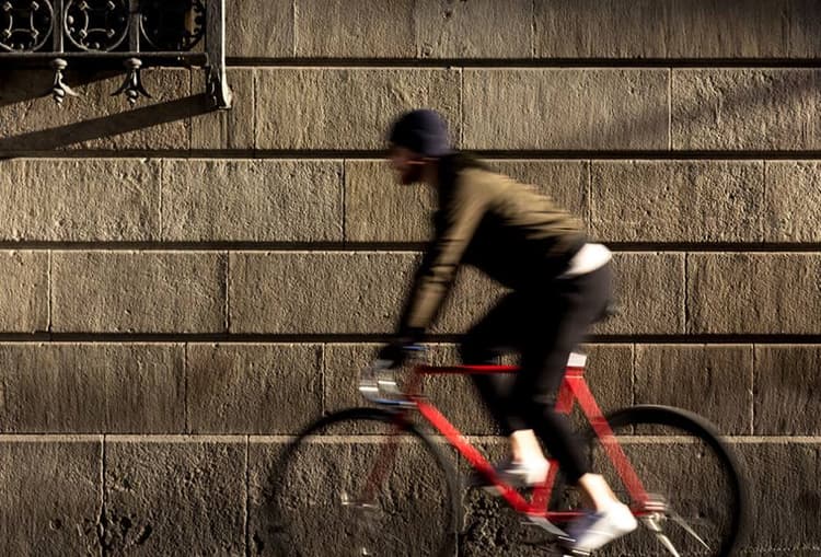 transport-under-tour-de-france-barcelona-2026