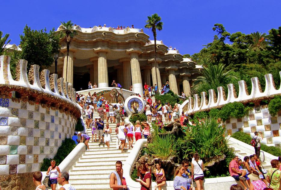Park Güell - Biljetter & Priser 2026 (Guide + Spara Pengar)